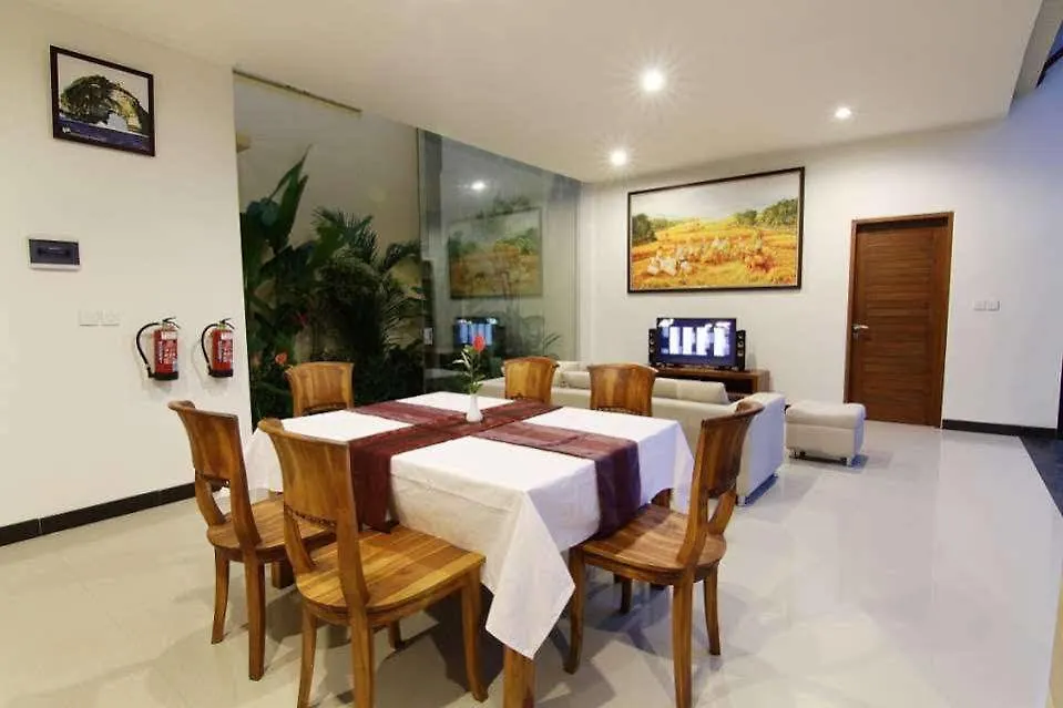 The Dewi Villa Canggu Buwit 3*,