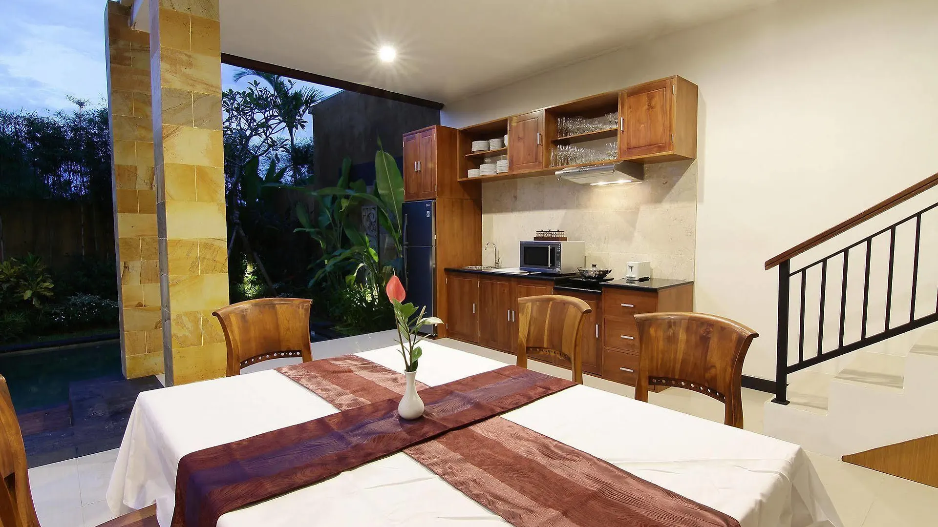 The Dewi Villa Canggu Buwit 3*,  Indonesia