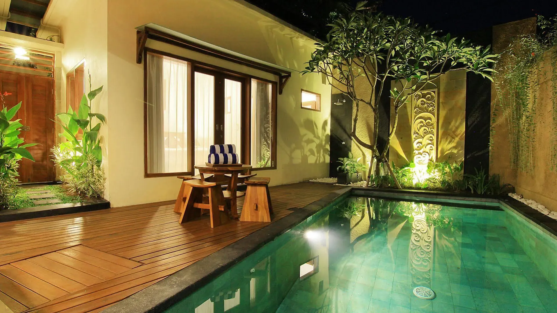 The Dewi Villa Canggu Buwit 3*,  Indonesia