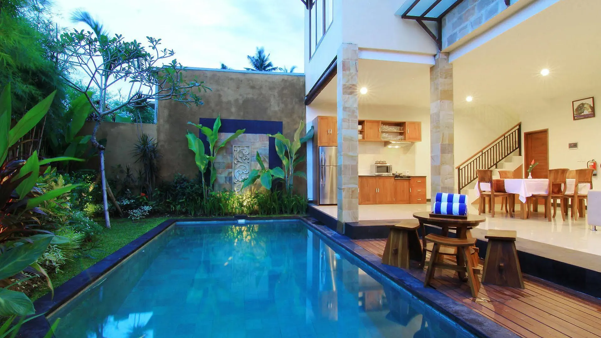 *** Hotel The Dewi Villa Canggu Buwit Indonesia